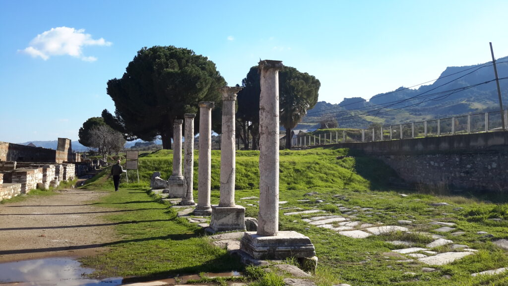 colunas em Sardes